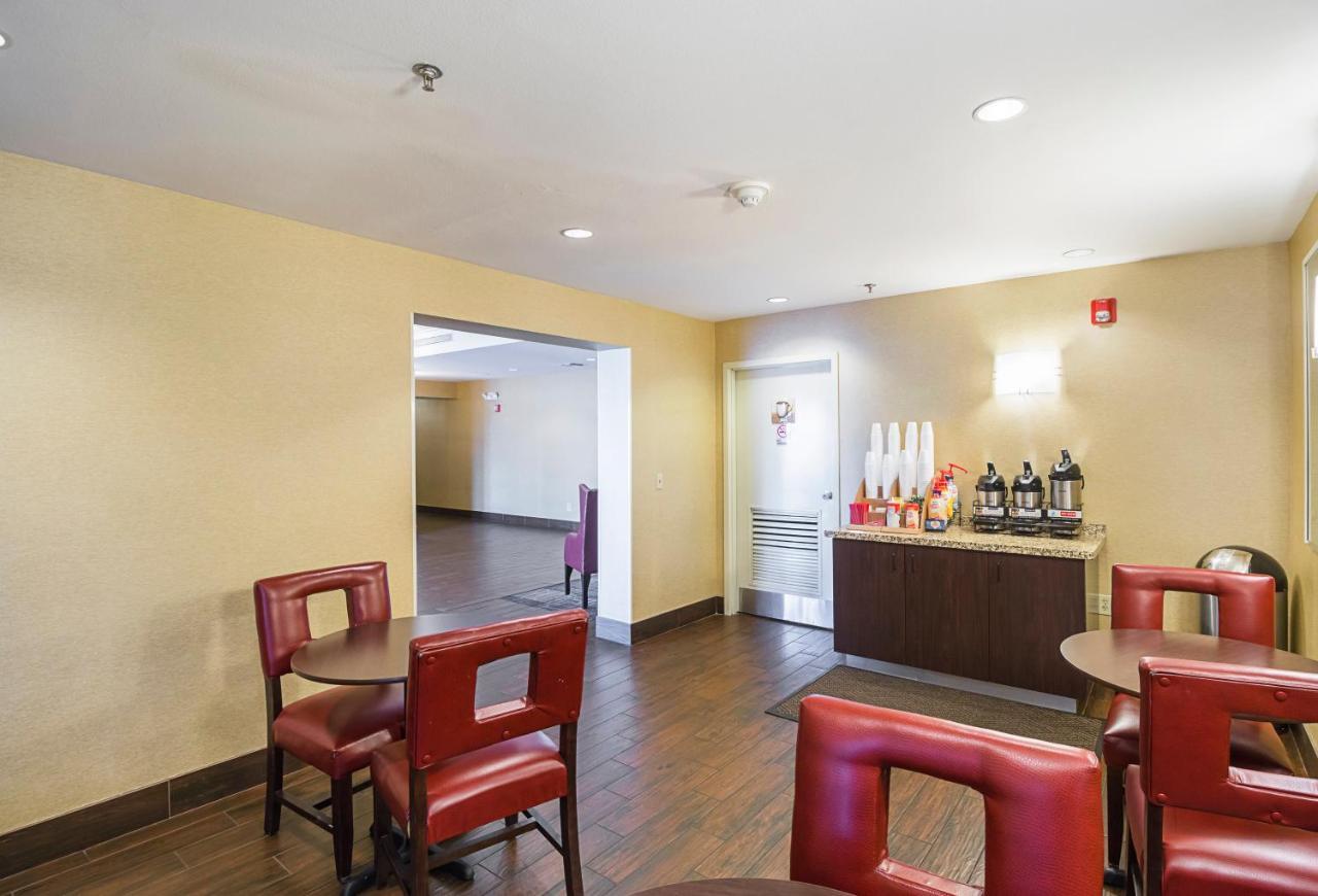 Red Roof Inn Plus + Phoenix West 외부 사진