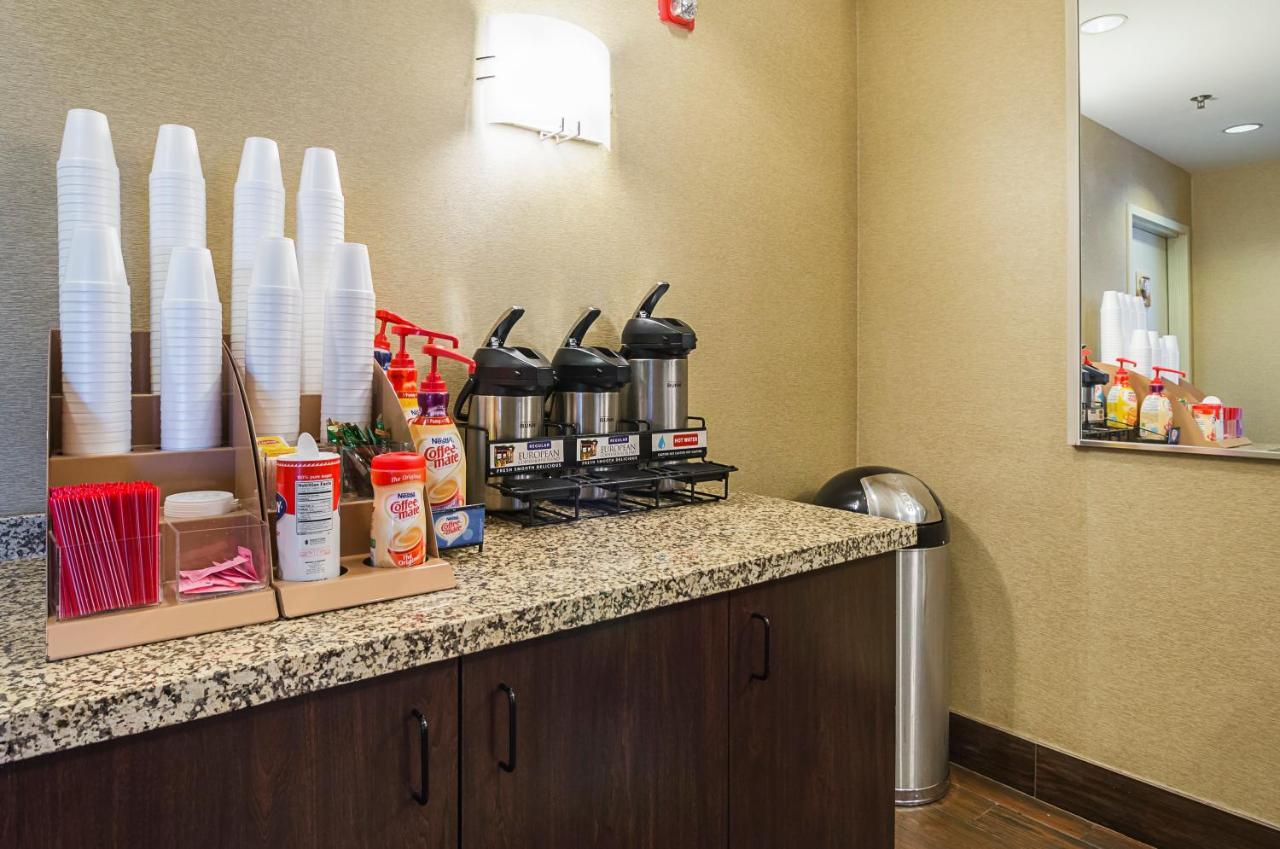 Red Roof Inn Plus + Phoenix West 외부 사진