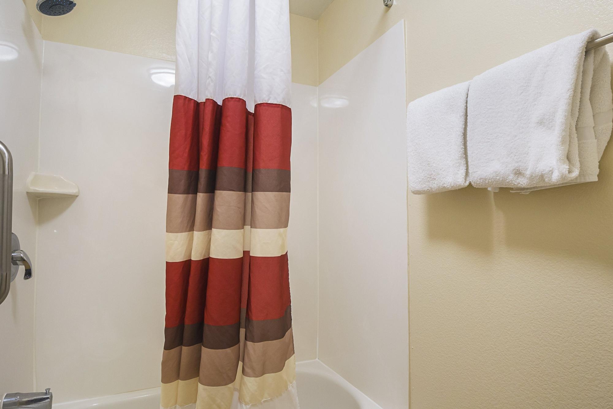 Red Roof Inn Plus + Phoenix West 외부 사진