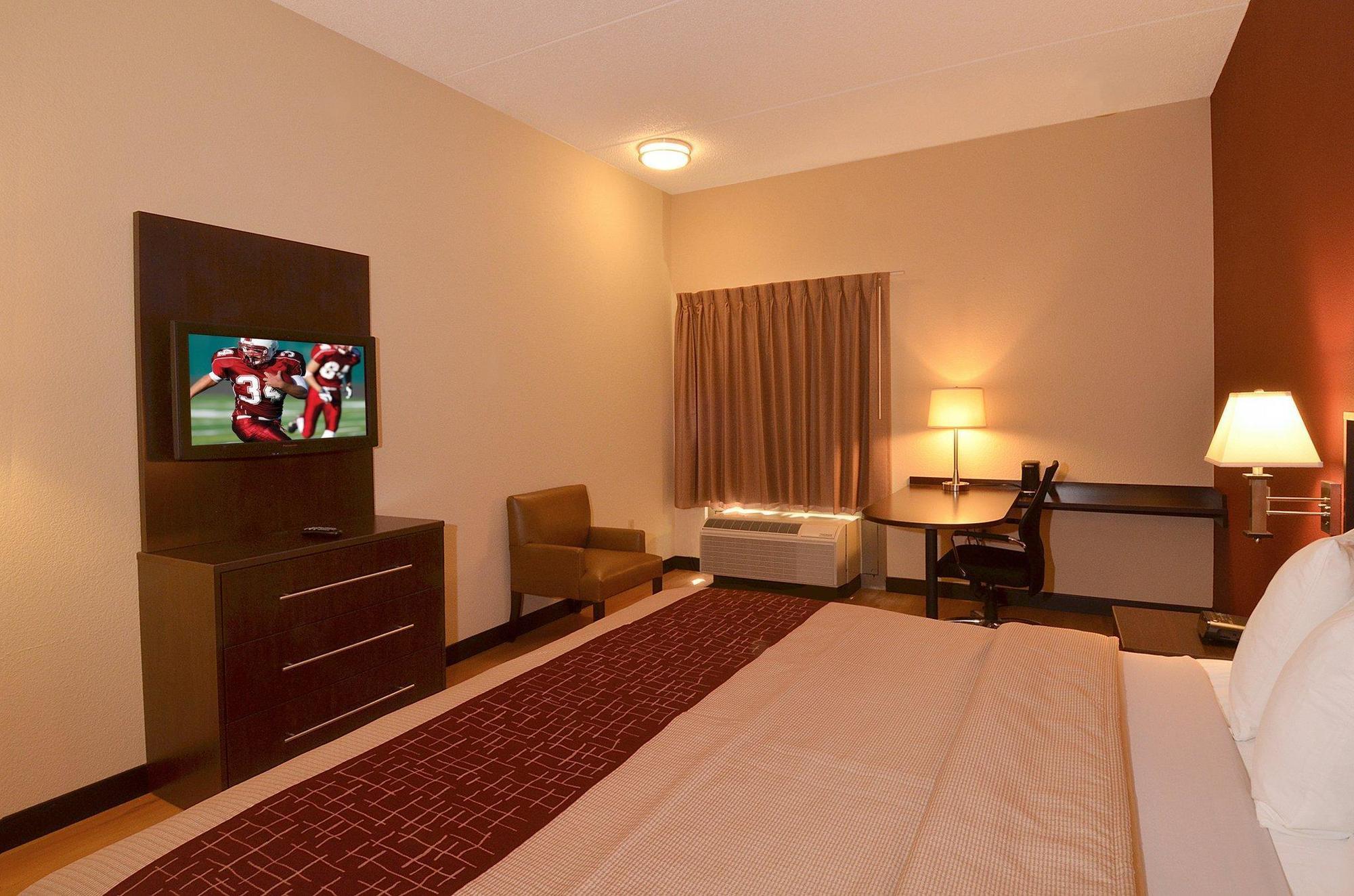 Red Roof Inn Plus + Phoenix West 외부 사진