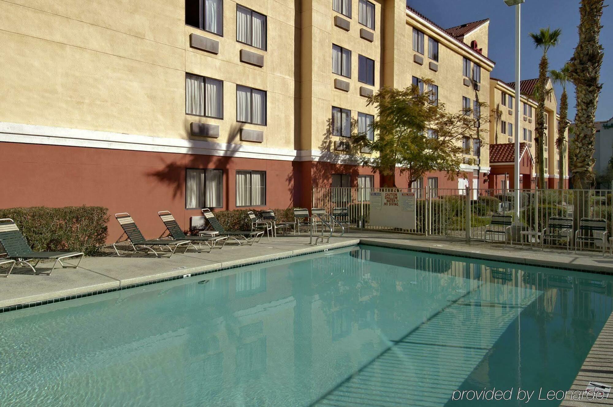 Red Roof Inn Plus + Phoenix West 외부 사진